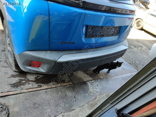 Peugeot 2008 arka tampon hatasız sökme
