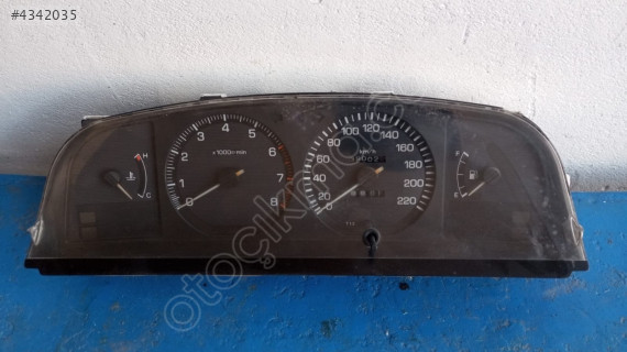 Toyota Corona gösterge paneli