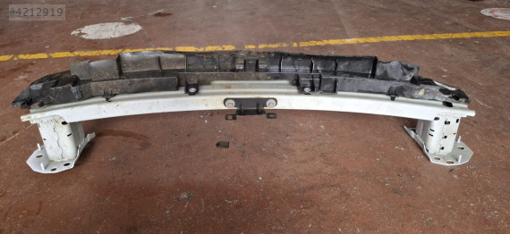 RENAULT CLİO 5.5 ÖN TAMPON DEMİRİ