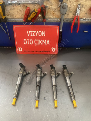 RENAULT TRAFİC 2.0 TAKIM ENJEKTÖR ✅