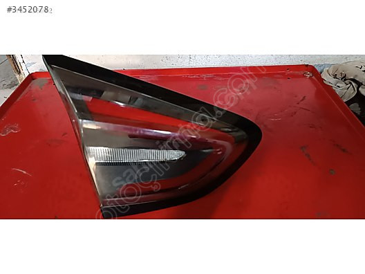 l1tb-13a603-aa ford puma 2019-2023 sol ic stop lambası