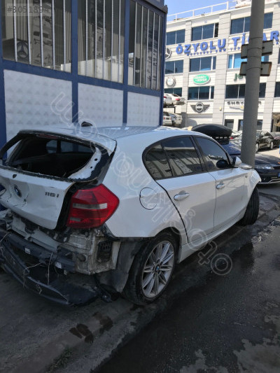 Bmw e87 1.16i hurda belgeli parça olarak satılık