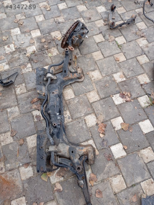 Alfa Romeo 145 travers