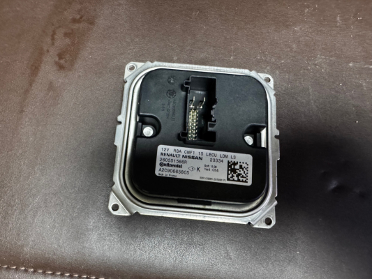 CLIO 5.5 ORJİNAL LED FAR BEYNİ 260551566R