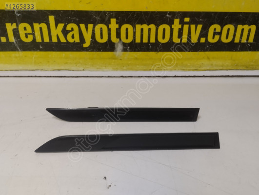 990424068R 990428974R MEGANE 4 SAĞ SOL SİYAH ÇAMURLUK ÇITASI