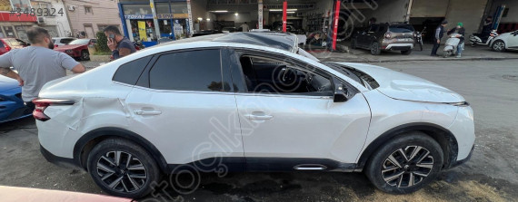 Citreon c4 X sağ ön çamurluk