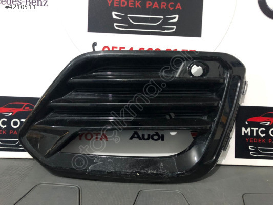 SEAT ATECA SAĞ SİS FARI KAPAĞI