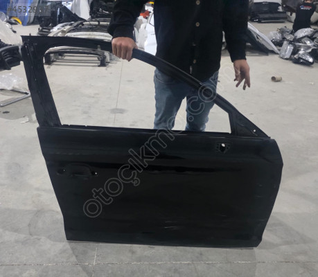 2013/2019 AUDİ A3 SİYAH SAĞ ÖN KAPI ORJINAL
