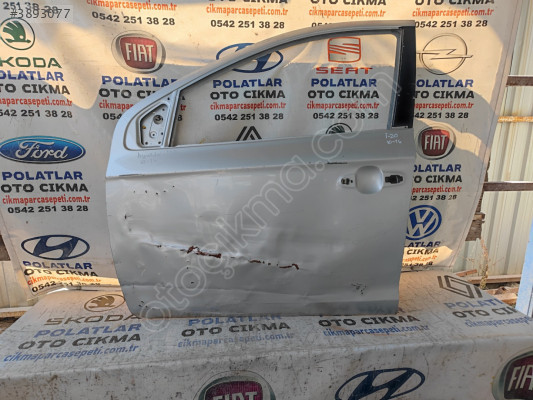 Hyundai i20 ön sol kapı