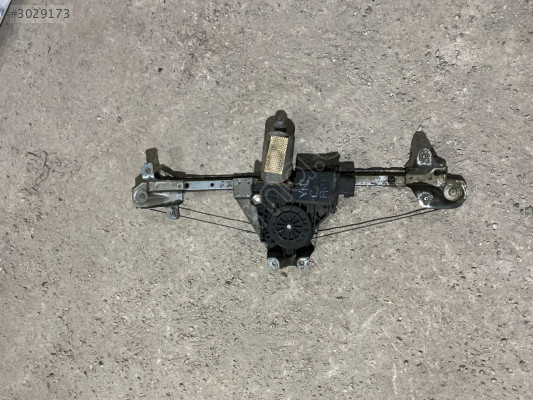 OPEL VECTRA B SAĞ ARKA KAPI CAM KRİKOSU ÇIKMA ORJİNAL