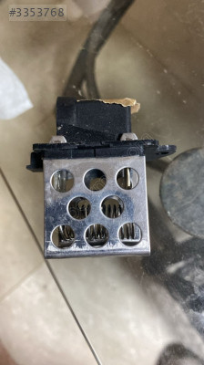 RENAULT SCENCİ 3 SOĞUTMA FANI DİRENCİ M142561069