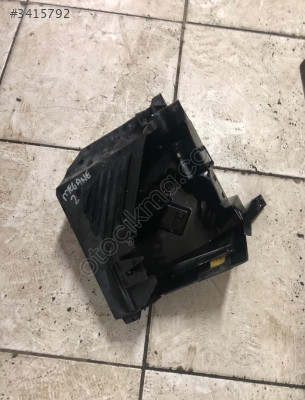 MEGANE 2 SİGORTA KUTUSU ALT ÜST ORJİNAL ÇIKMA PARÇA