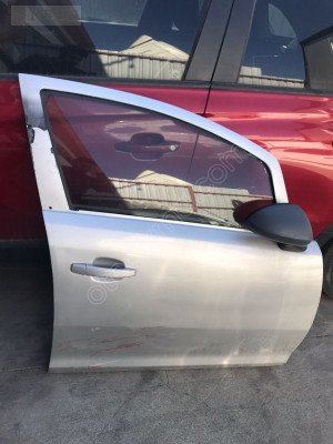 Opel Corsa D Kapı Sağ Ön Gümüş Gri Hatasız