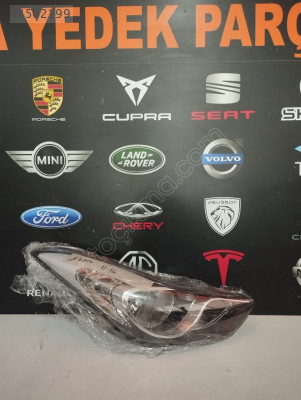 HYUNDAİ ELANTRA SAĞ FAR SIFIR