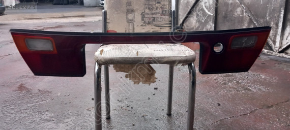 Mazda 323 familia orta reflektör