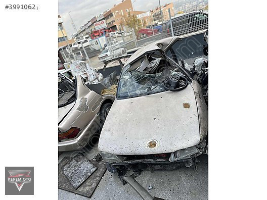 TOYOTA COROLLA 101 KASA KAPUT