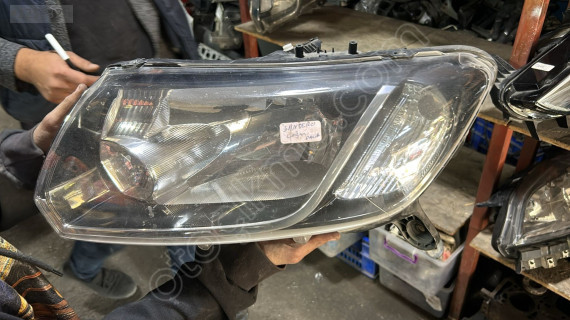 Sandero Dacia sol far
