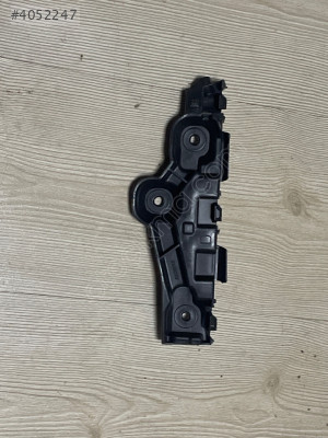 Dacia Sandero Stepway 2 Clio Symbol Ön Sağ Tampon Ayağı