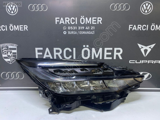 TOYOTA C-HR SAĞ ÖN FAR ORJİNAL    81110-F4220-00