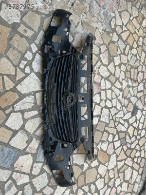 Opel combo e ön panjur kasası çıkma Orjinal