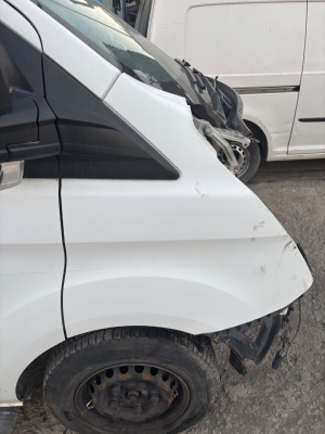2016 FORD CUSTOM ÇIKMA ORJİNAL HATASIZ SAĞ ÖN ÇAMURLUK