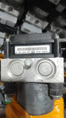 Opel Corsa C ABS Beyni 0265800303 24469609 0265231306 48615