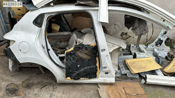 RENAULT CLİO 4 HB ARKA ÇAMURLUK SAĞ SOL BURSA MG