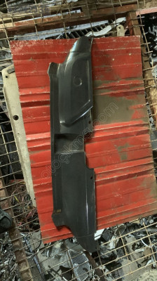 8K0807081D 13-16 audi a4 ön panel üst kaplama