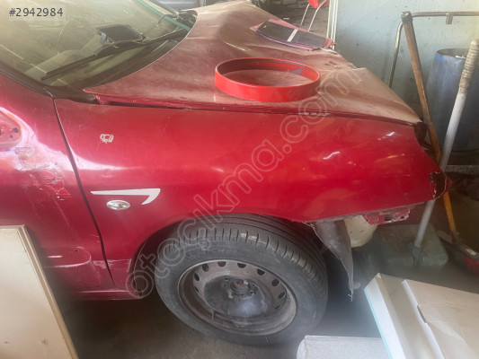 Citroen X ara sağ ön Çamurluk bordo renk