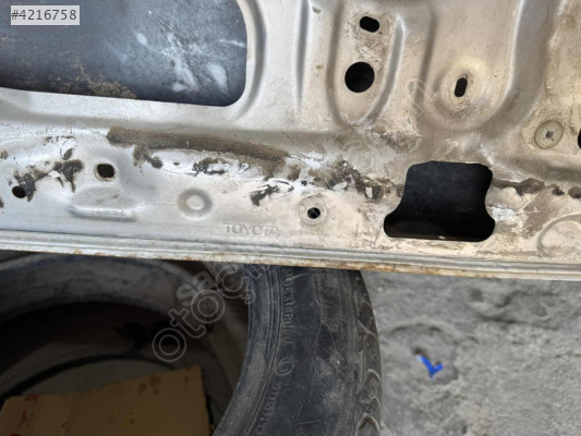 Toyota 101 sol ön kapı