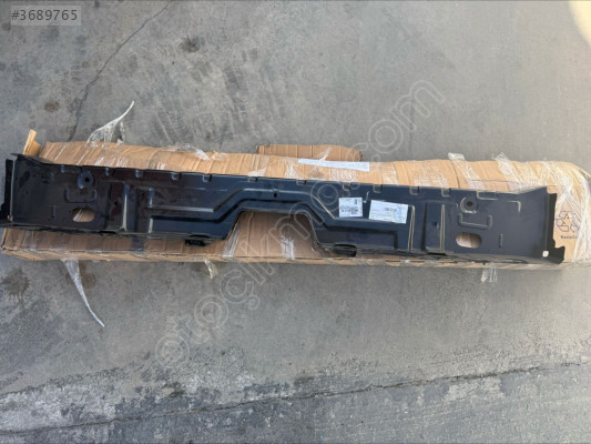 PEUGEOT RİFTER ARKA PANEL ÜST SACI SIFIR ORJİNAL 1631484980
