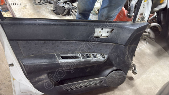 Hyundai Getz sol ön kapı döşemesi 3000