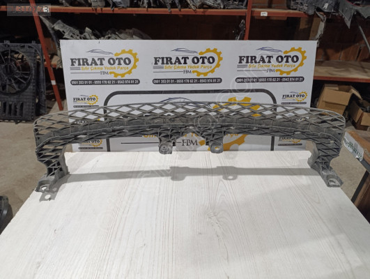 3AA807571 VW PASSAT PANJUR ALT BRAKET TAMPON ORTA BRAKET