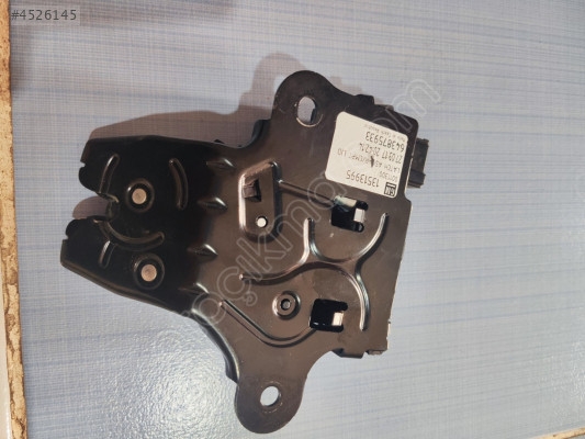 Opel Astra j bagaj kilidi orijinal