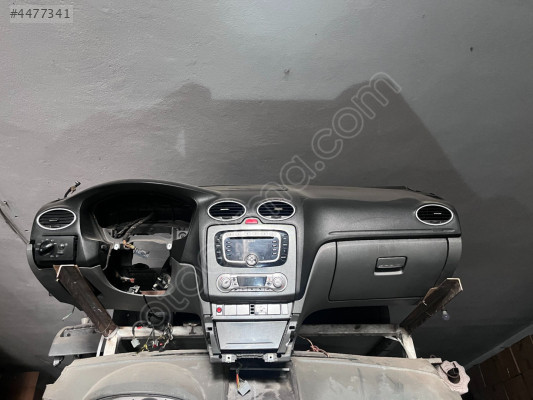 Ford Focus 2.5 komple torpido gögüs