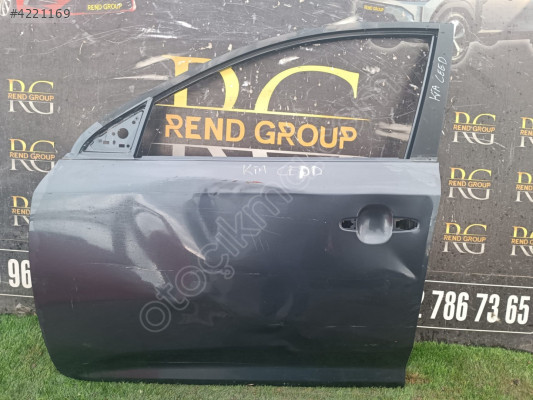 KİA CEED SOL ÖN KAPI ORİJİNAL  ÇIKMA 2010-2017