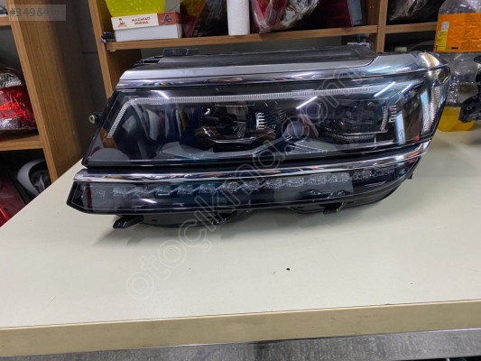 2015-2018 VOLKWAGEN TİGAUN SOL FAR ORJİNAL ÇIKMA