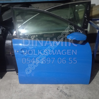 Volkswagen Polo Mavi Orijinal Çıkma Sağ Ön Kapı 2010 - 2016