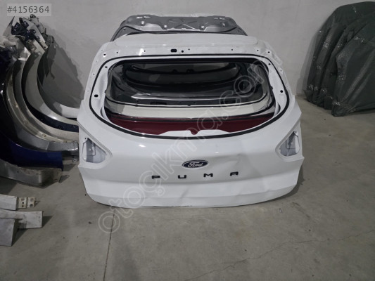 FORD PUMA BEYAZ BAGAJ KAPAĞI ORJINAL GÖÇÜKLÜK