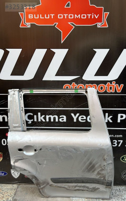 Skoda yeti sağ arka kapı