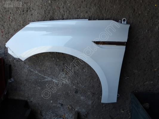 RENAULT MEGANE ÇIKMA ORJİNAL SAĞ - SOL ÇAMURLUK