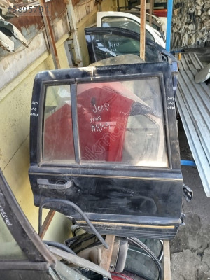 JEEP CHEROOKE SAĞ ARKA KAPI