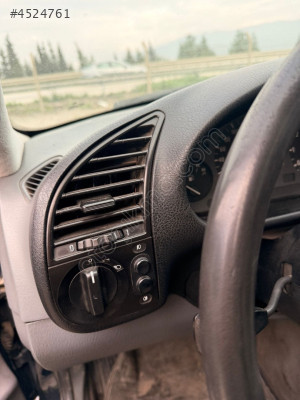 BMW 316 far düğmesi