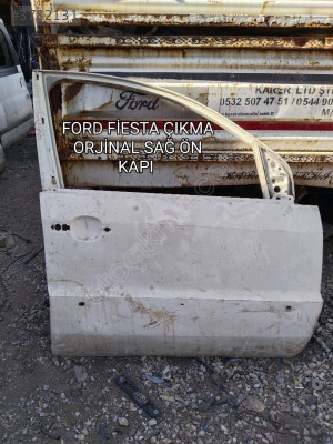 FORD FİESTA ÇIKMA ORJİNAL SAĞ ÖN KAPI