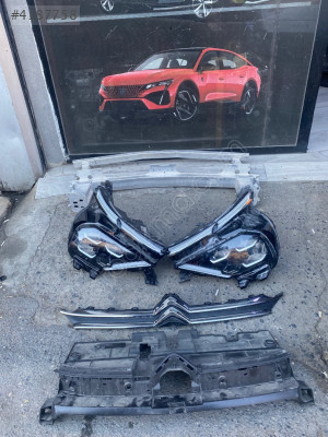 Citroen C4 X Sağ Far