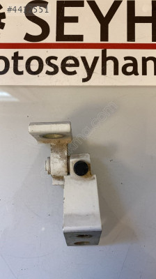 8K0831402K volkswagen golf 7 sağ arka kapı üst menteşesi