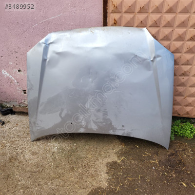 Hyundai accent admira kaput
