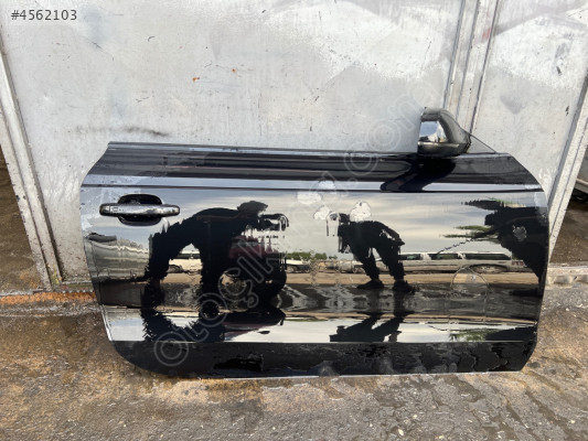 A5 COUPE SAĞ ÖN KAPI HATASIZ ORJİNAL ÇIKMAA