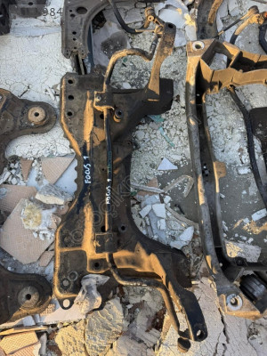 2001 focus 1 travers