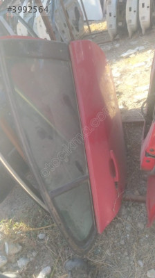 Opel Insignia 2011 model sağ arka kapı dolu